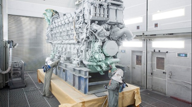 Rolls-Royce has delivered 16-cylinder engines of successful mtu Series 8000 for the first time. The picture shows the first 16V 8000 undergoing paint work shortly before delivery. With a height of over 3 metres, Series 8000 engines are the mtu brand's largest and most powerful
