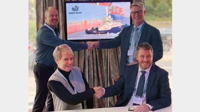 Pictured, clockwise from bottom left; Ingrid Uppelschoten-Snelderwaard (Svitzer), Thomas Bangslund (Svitzer), Jim Hyslop (RAL), Mike Fitzpatrick (RAL).