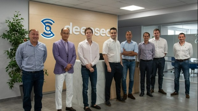 From left to right: Rob Genieser, Managing Partner at ETF Partners, Hiroshi Nerima, Managing Partner at Nabtesco Technology Ventures, Roberto Coustas, Co-founder and CEO of DeepSea Technologies, Konstantinos Kyriakopoulos, Co-founder and CTO of DeepSea Technologies, Mehran Zaker, Sector Specialist (Mobility & Maritime) at Emerald Technology Ventures, Nikolas Pyrgiotis, Vice President of Signal Ventures, Symeon Chatzigeorgiou, Business Director at DeepSea Technologies, Hector G. Kimonides, Principal at Ireon Ventures