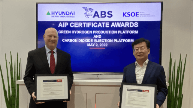 Pictured at the AIP signing are John McDonald, ABS Executive Vice President and Chief Operating Officer, and S.Y. Park, Hyundai Heavy Industries Senior Executive Vice President, Chief Operating Officer and Head of Group Ship/Offshore Marketing Division.