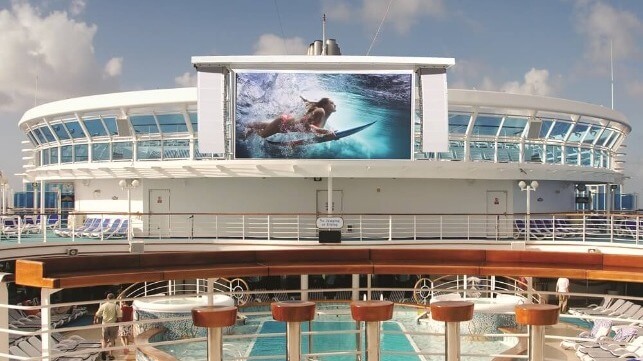 Lifestyle cruise pool display
