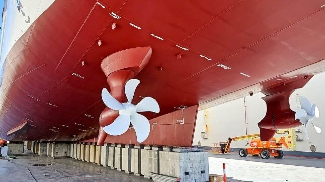 Recubrimientos GIT en el casco de un crucero