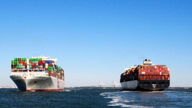 containerships passing