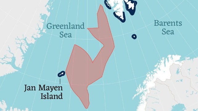 Proposed mining lease areas between Jan Mayen, Svalbard and Norwegian mainland. Lease areas in red, MPAs in blue (China Dialogue Ocean)