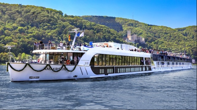 AmaWaterways extended cruise pause for river trips