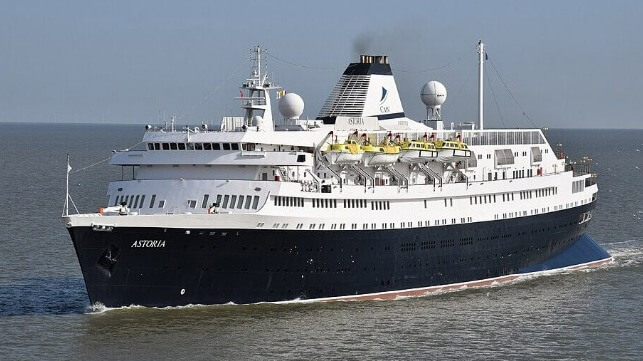 Astroia cruise ship 