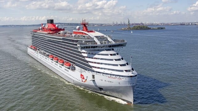 Brilliant Lady cruise ship Manhattan skyline