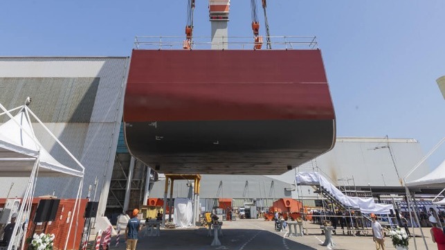 yacht cruise ship keel