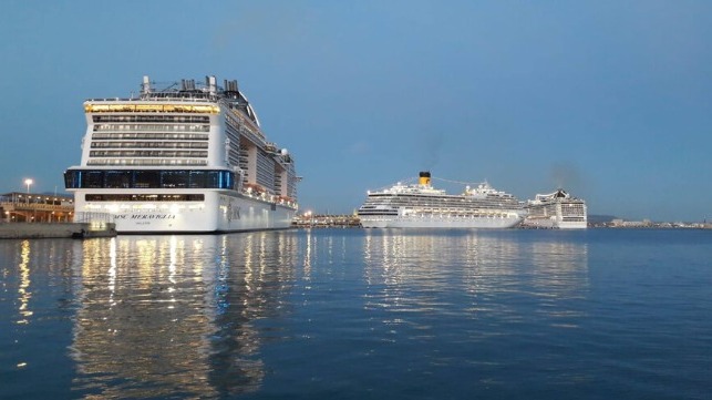 ports limiting large cruise ships 