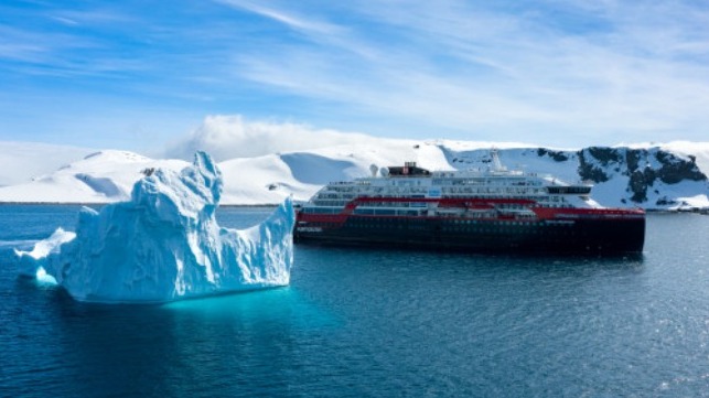 Photo: Dan Avila / Hurtigruten