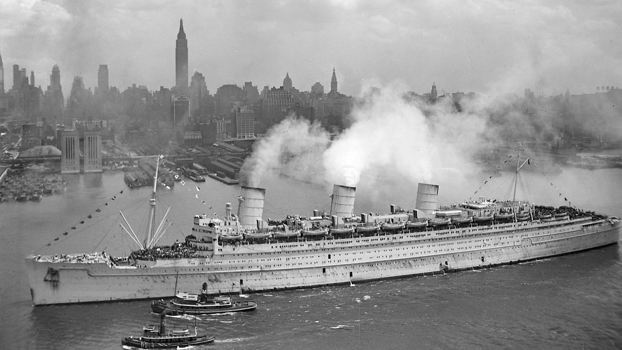 Cunard Releases Historic Queen Mary Picture