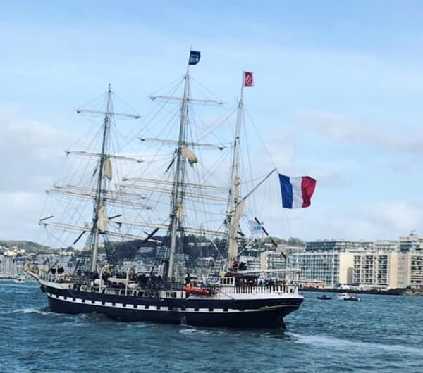 [GÉNÉRIQUE] Actualités Maritimes - Page 10 Belem-training-ship