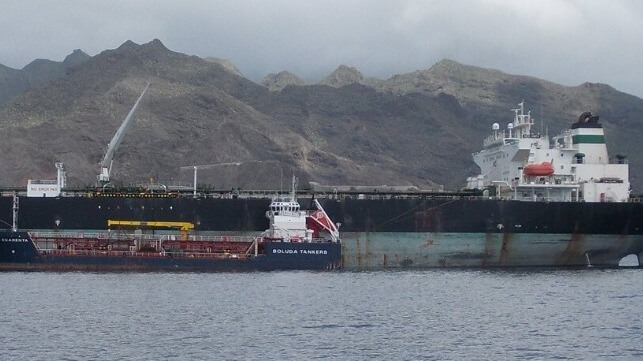 Bunker barge