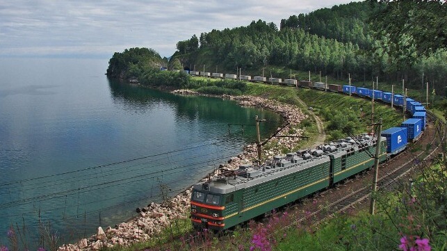 Rail container service on the Trans-Siberian Railroad (Sorovas / CC BY SA 3.0)