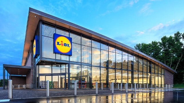 German retailer starts shipping line and plansto buy containershps