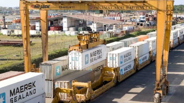 Maersk enviará cajas por tierra para evitar retrasos en el Canal de Panamá 1 Contenedores Maersk