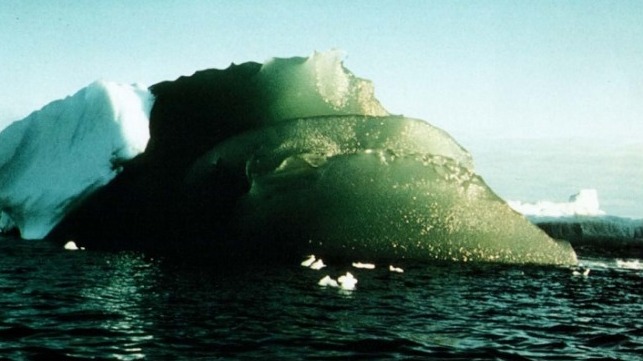 A green iceberg sighted in the Weddell Sea, Antarctica on February 16th, 1985. Credit: AGU/Journal of Geophysical Research: Oceans/Kipfstuhl et al 1992.
