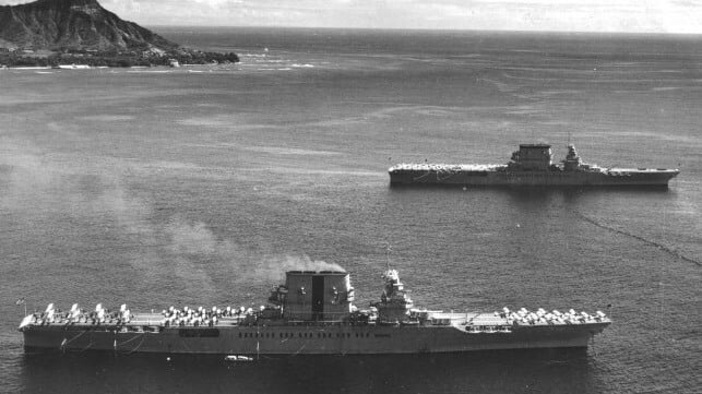 USS Lexington and sister ship USS Saratoga off Honolulu, 1932 (USN file image)