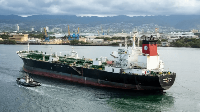 The product tanker Empire State arrives in Pearl Harbor in preparation for loading fuel from Red Hill (USN)