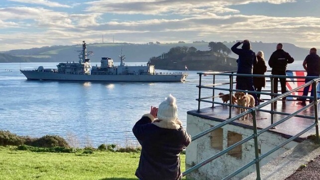 HMS Richmond departs for her Red Sea patrol (Royal Navy)