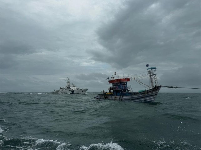 fishing boat rescue