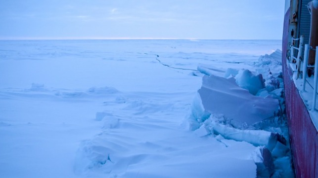 polar star icebreaking