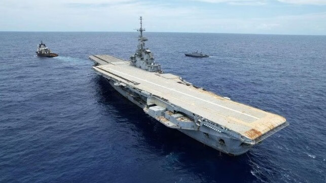 Brazil sinks toxic aircraft carrier