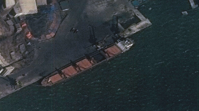 The Wise Honest loading coal at Nampo, North Korea, March 14, 2018 (DOJ)