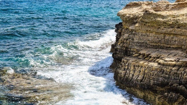 El cambio climático afectará la erosión costera impulsada por las olas