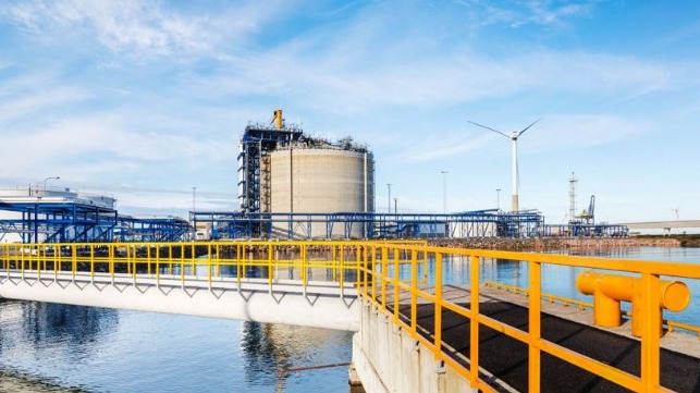 building global LNG network