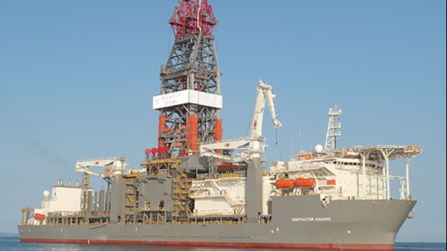 Transocean defers delivery of two new deep-water drillships