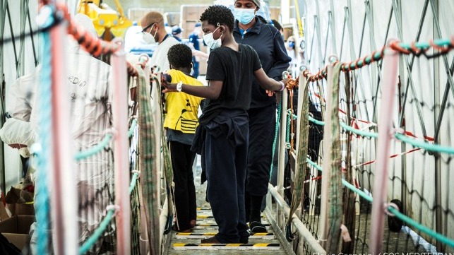 Italy permits stranded rescue vessels to dock