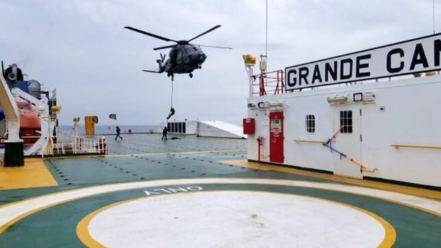 simulated piracy response on cargo ship by Italian Navy
