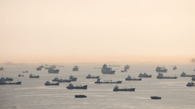 Video: Sand Carrier Strikes Tanker at Malacca Anchorage singapore anchorage