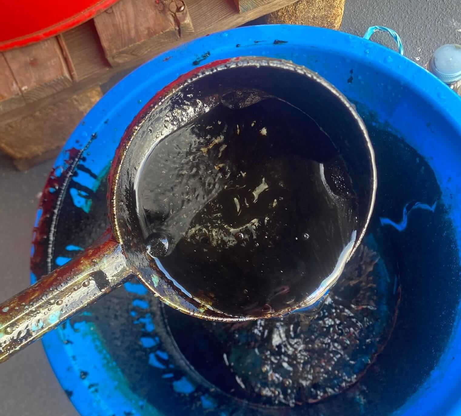 Spill From Sunken Product Tanker Reaches Resort Towns on Mindoro