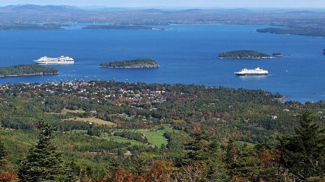 Bar Harbor Maine limits cruise ship calls