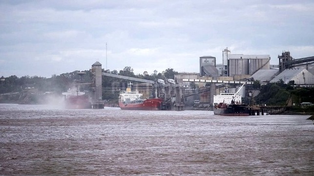 strike for COVID vaccinations at Argetina's main ag export ports