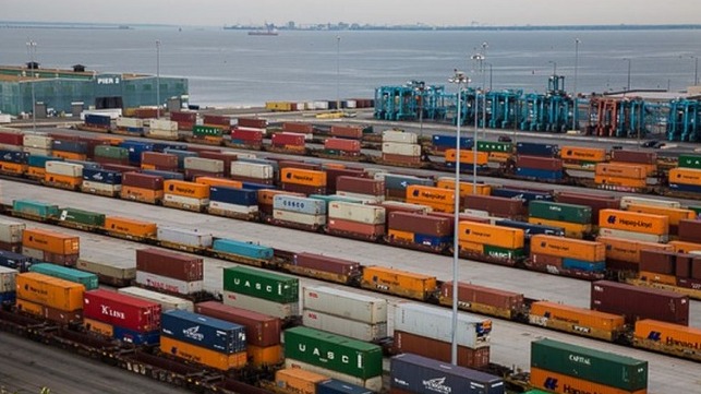Virginia port rail