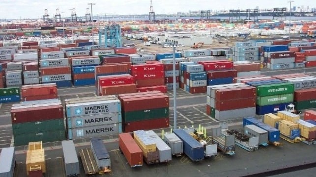 fall in retailers' imports hurts container port volumes