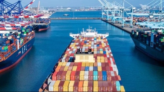 Sea-Intelligence: Two-Thirds of All Containerships Are Behind Schedule