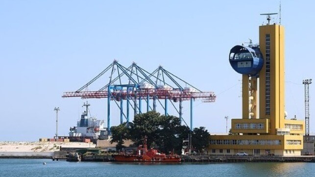 Ukraine commercial seaports closed 