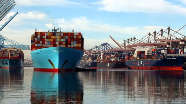 forecast for dramatic growth in retail import volumes at US ports