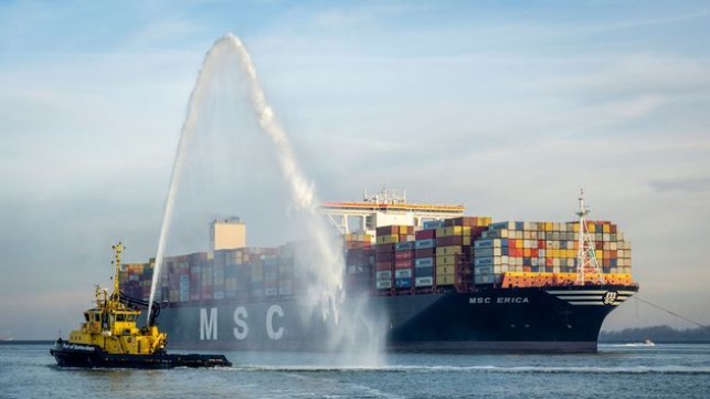 Rotterdam reaches 15m teu