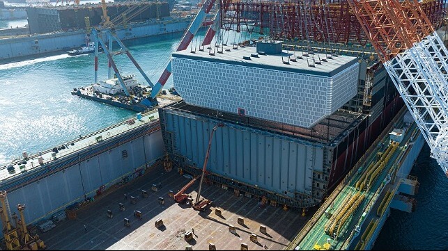 Steel LNG tank installed on Hapag newbuild