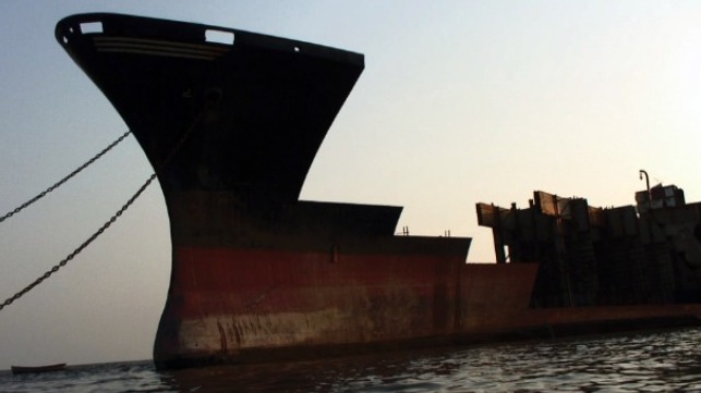 Chittagong shipbreaking 