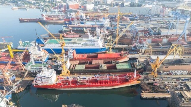 Busy shipyard in Istanbul, Turkey (iStock / BFK92)