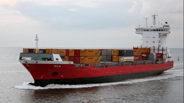 new containerships with pioneering technology