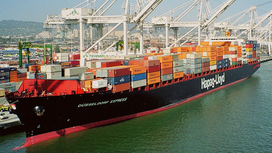 Hapag-Lloyd Vessel