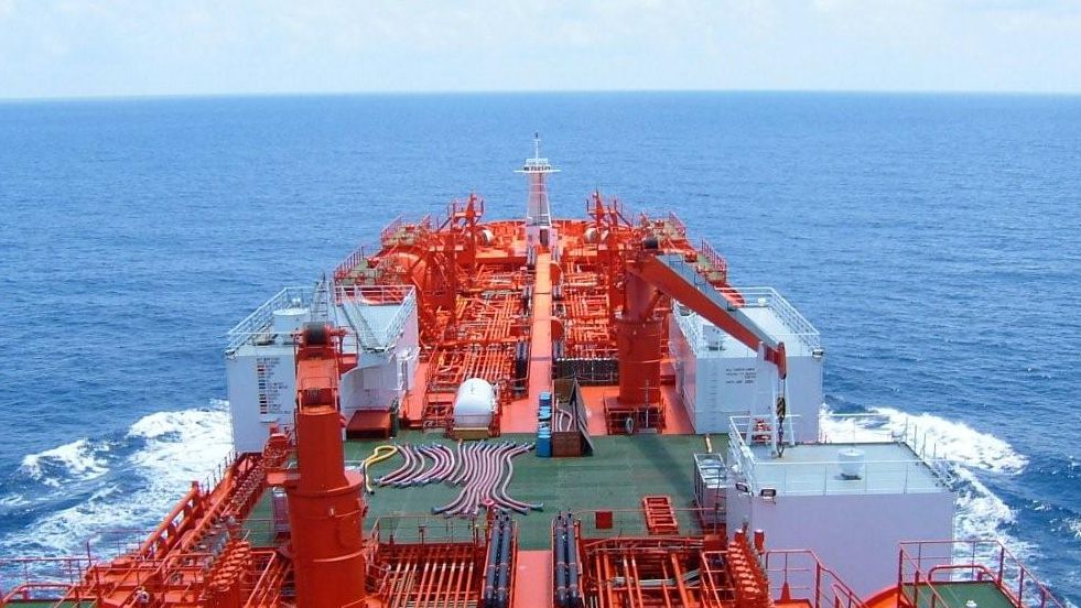 Pipeline Outage Raises Product Tanker Rates