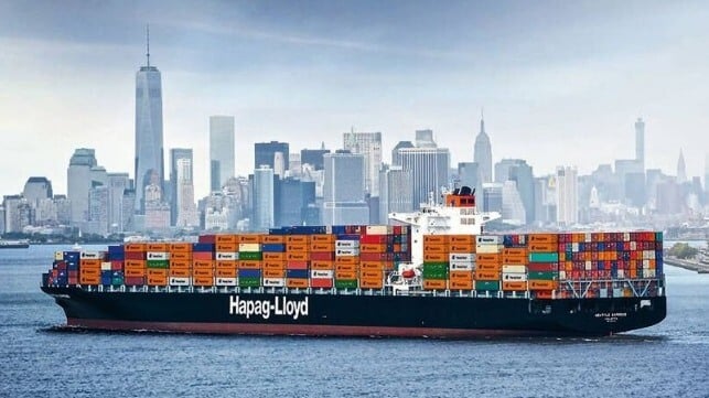 Hapag Lloyd containership in New York